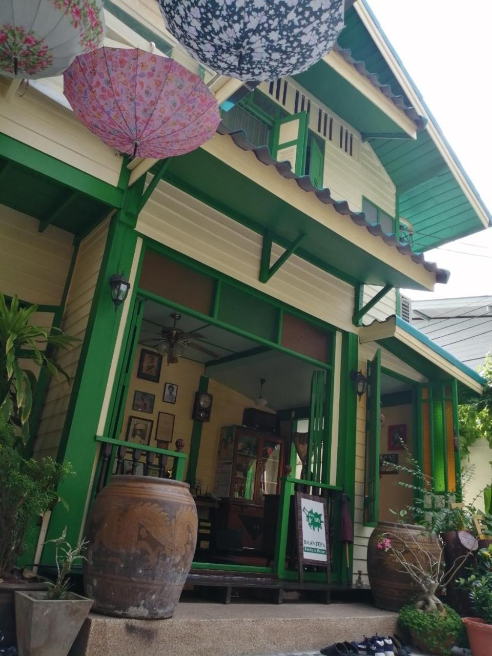 Baan Tepa Boutique House Bed & Breakfast Bangkok Dış mekan fotoğraf