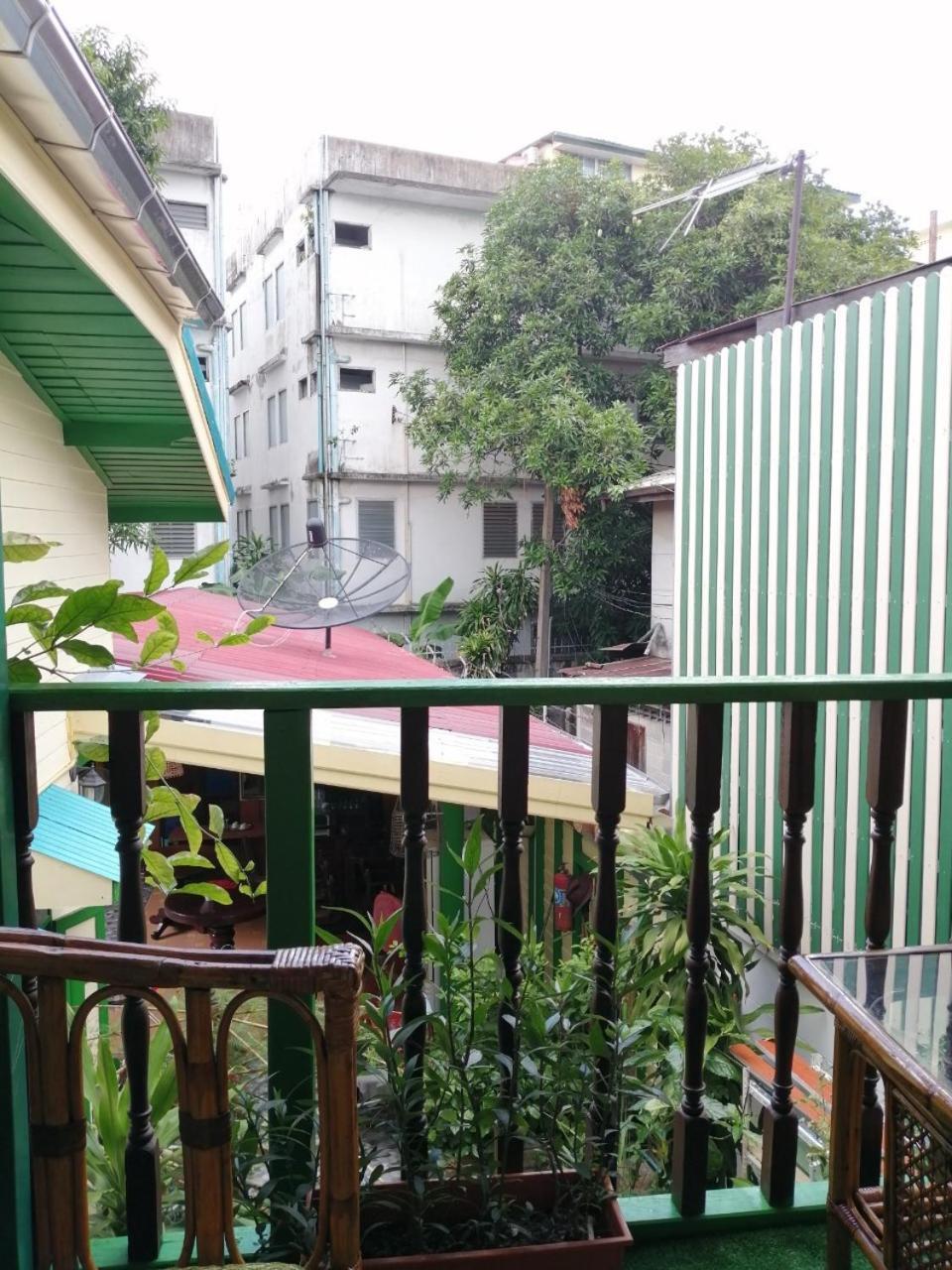 Baan Tepa Boutique House Bed & Breakfast Bangkok Dış mekan fotoğraf